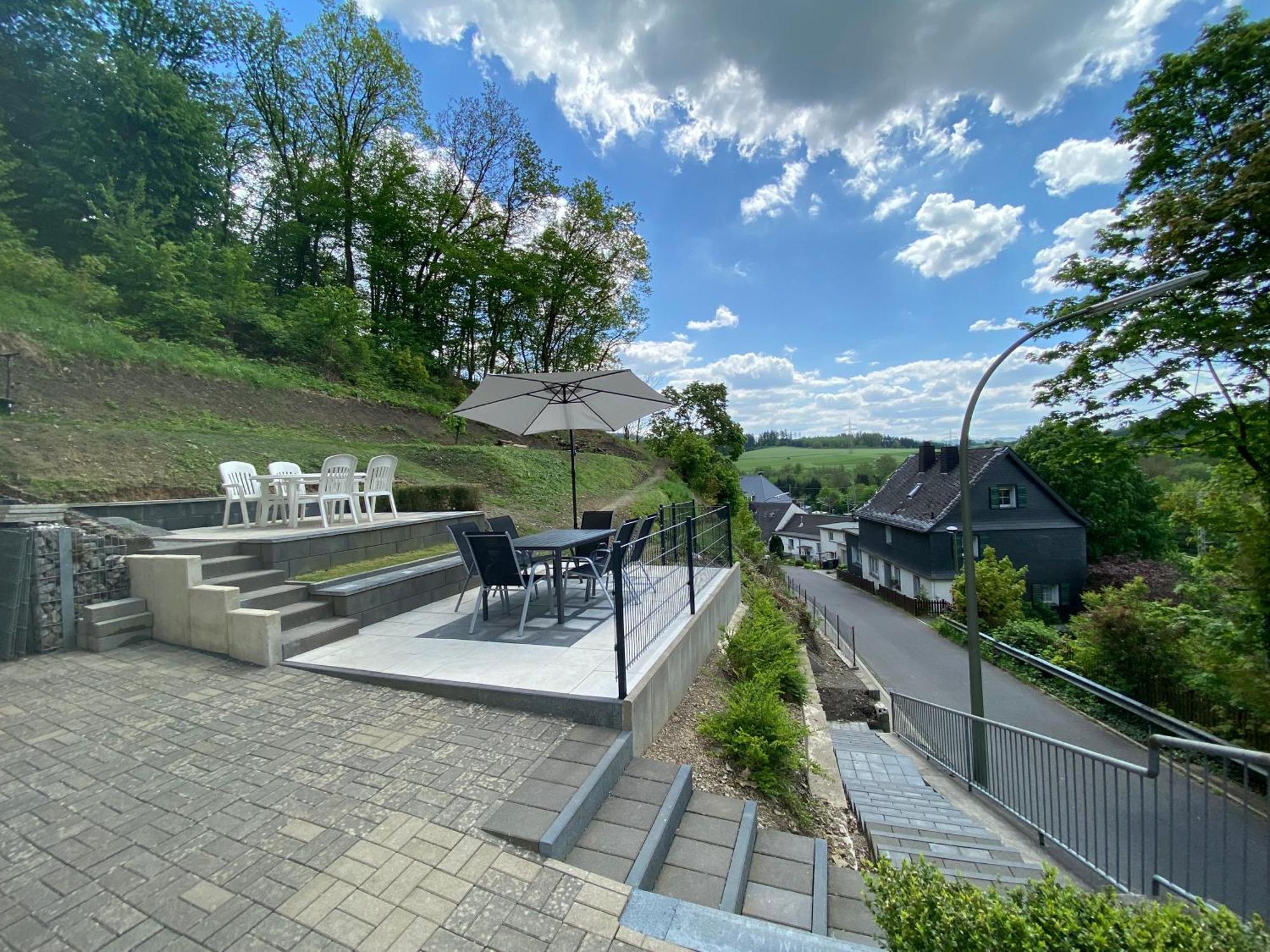 Lenne-Blick Ferienwohnung Finnentrop Экстерьер фото
